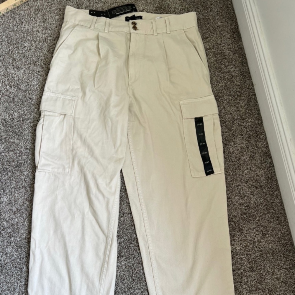 Banana Republic NWT White Cargo Pants